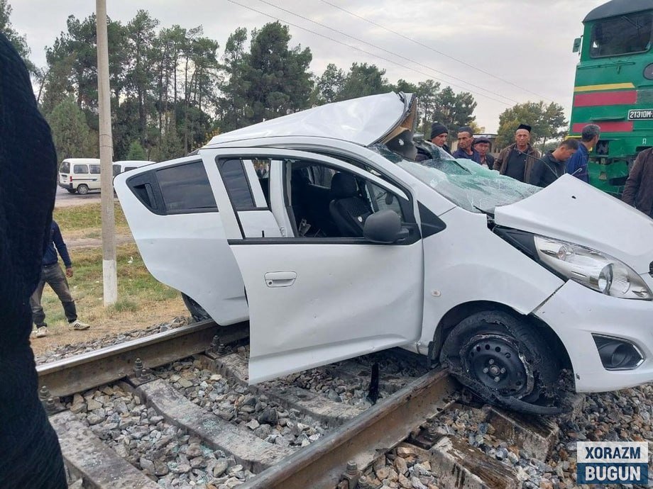 Ўтган йили поезд ва автомобиллар тўқнашуви сабаб 11 киши ҳалок бўлган