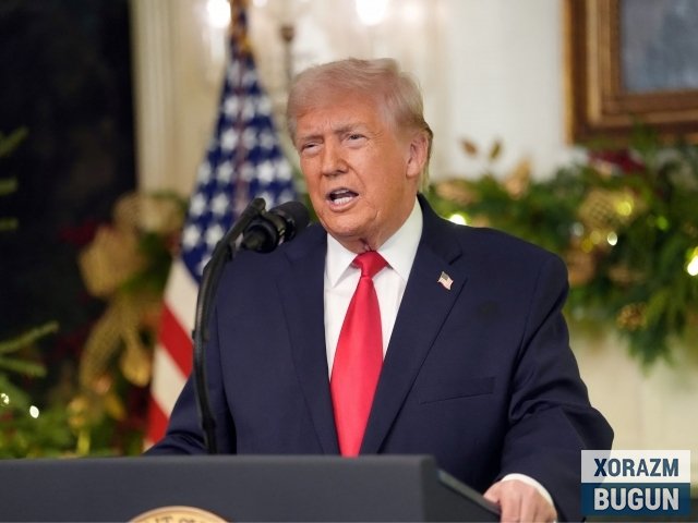 Трамп ўзбекистонликларни Янги йил билан табриклади