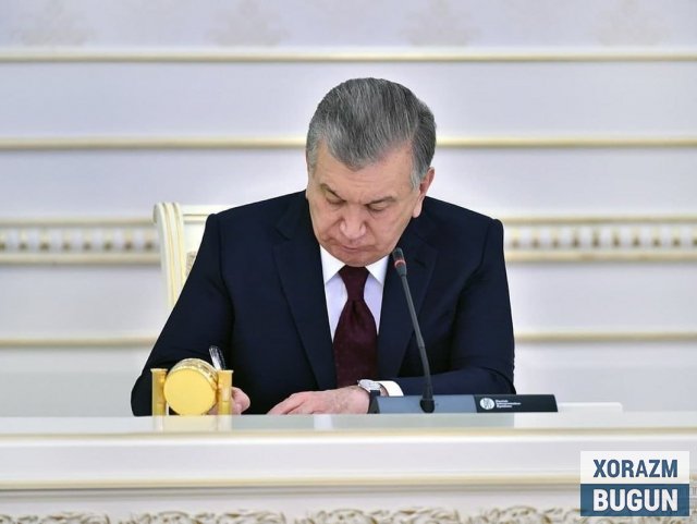 Президент 2026 йил учун Давлат бюджети тўғрисидаги қонунни имзолади