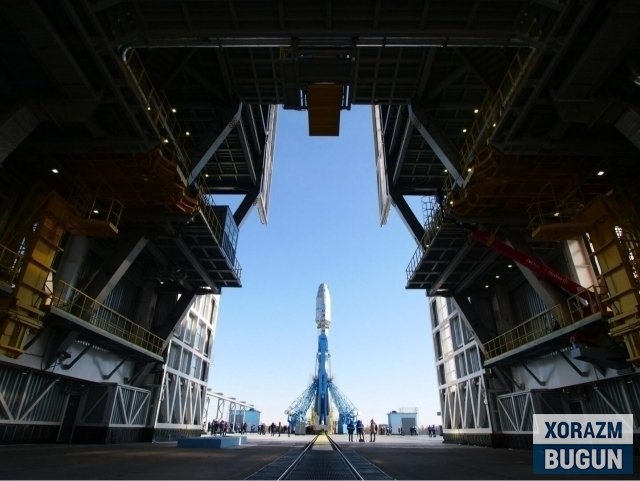 Россия ракетаси Эрон сунъий йўлдошларини космосга учирди