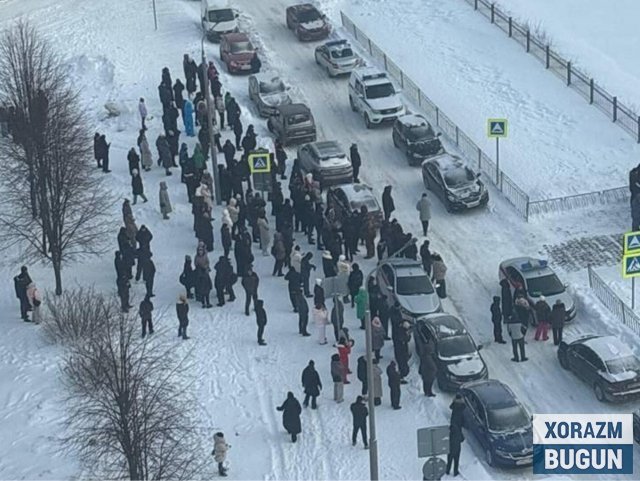 Татаристонда ўқувчи лицей ходимасига пичоқ билан ҳужум қилди