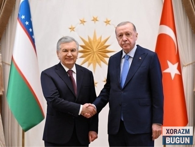 Шавкат Мирзиёев Эрдўған билан учрашув ўтказди