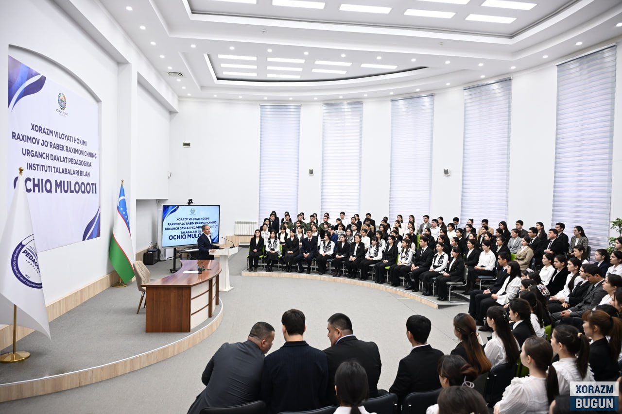 Хоразмда “Ёшлар куни”: вилоят ҳокими талабалар билан очиқ мулоқот қилди