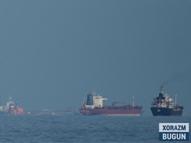 ЕИ Ҳормузни очиш бўйича Эрон билан музокара бошлади