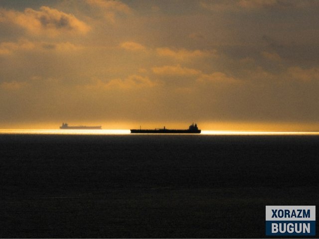 АҚШ Эрон нефтидан санкцияларни олиб ташлаши мумкин