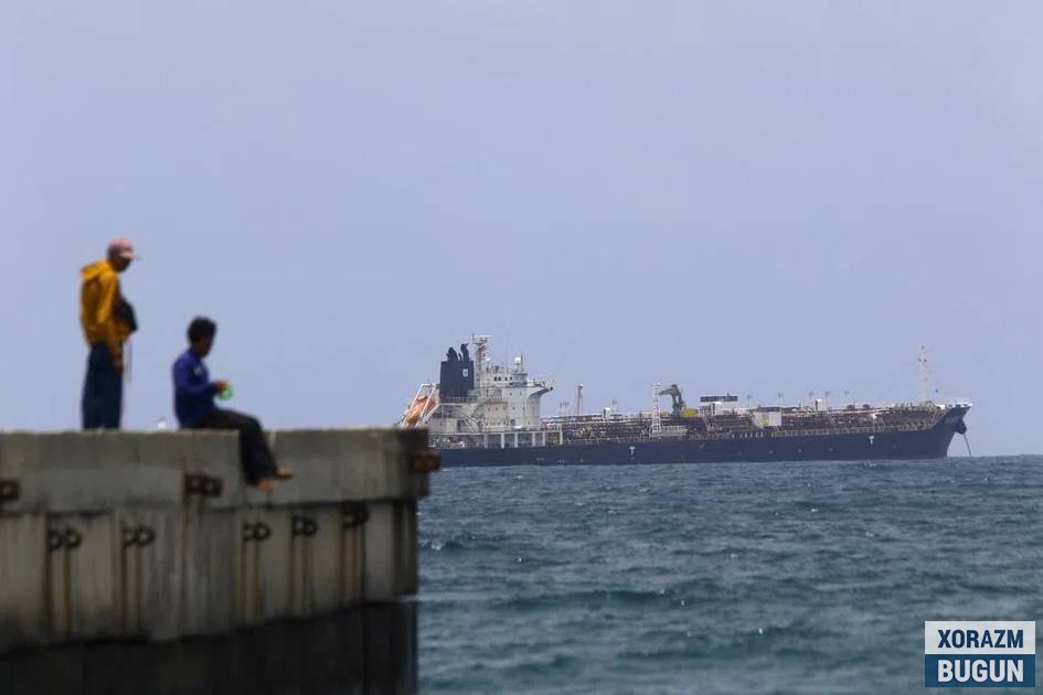 Трамп Россия нефть танкерининг Кубага етиб боришига тўсқинлик қилмади