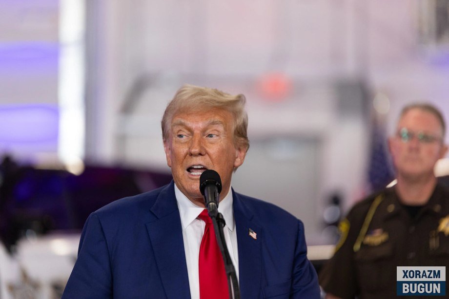 Трамп Эронга «қақшатқич зарба» санасини эълон қилди