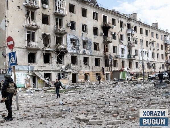 Россия ва Украина бир-бирини Пасха сулҳини бузишда айблади