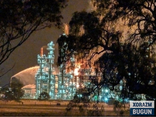 Австралиядаги энг йирик нефть заводи ёниб кетди