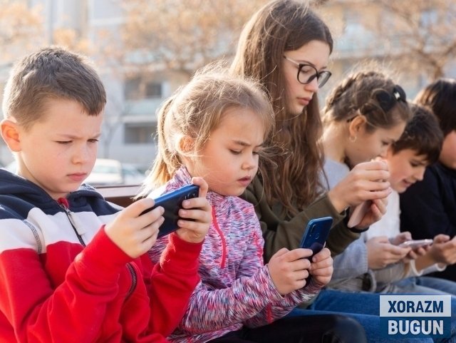 Канада 16 ёшгача бўлган болалар учун ижтимоий тармоқларни тақиқламоқчи