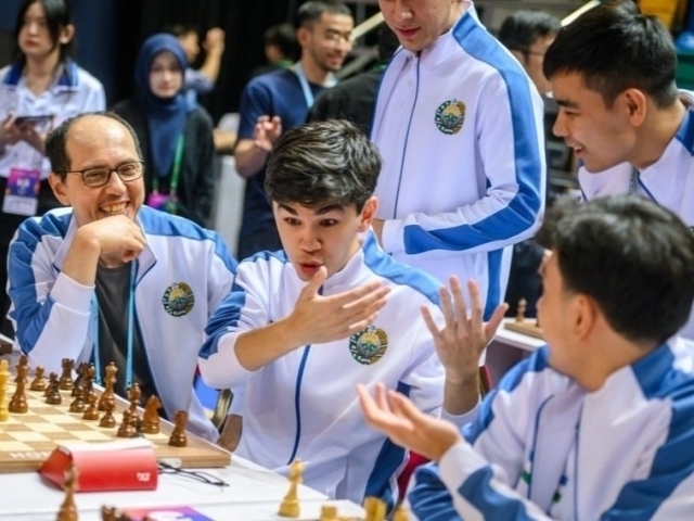 Ўзбекистон Жаҳон блиц чемпионатида бронза медални қўлга киритди
