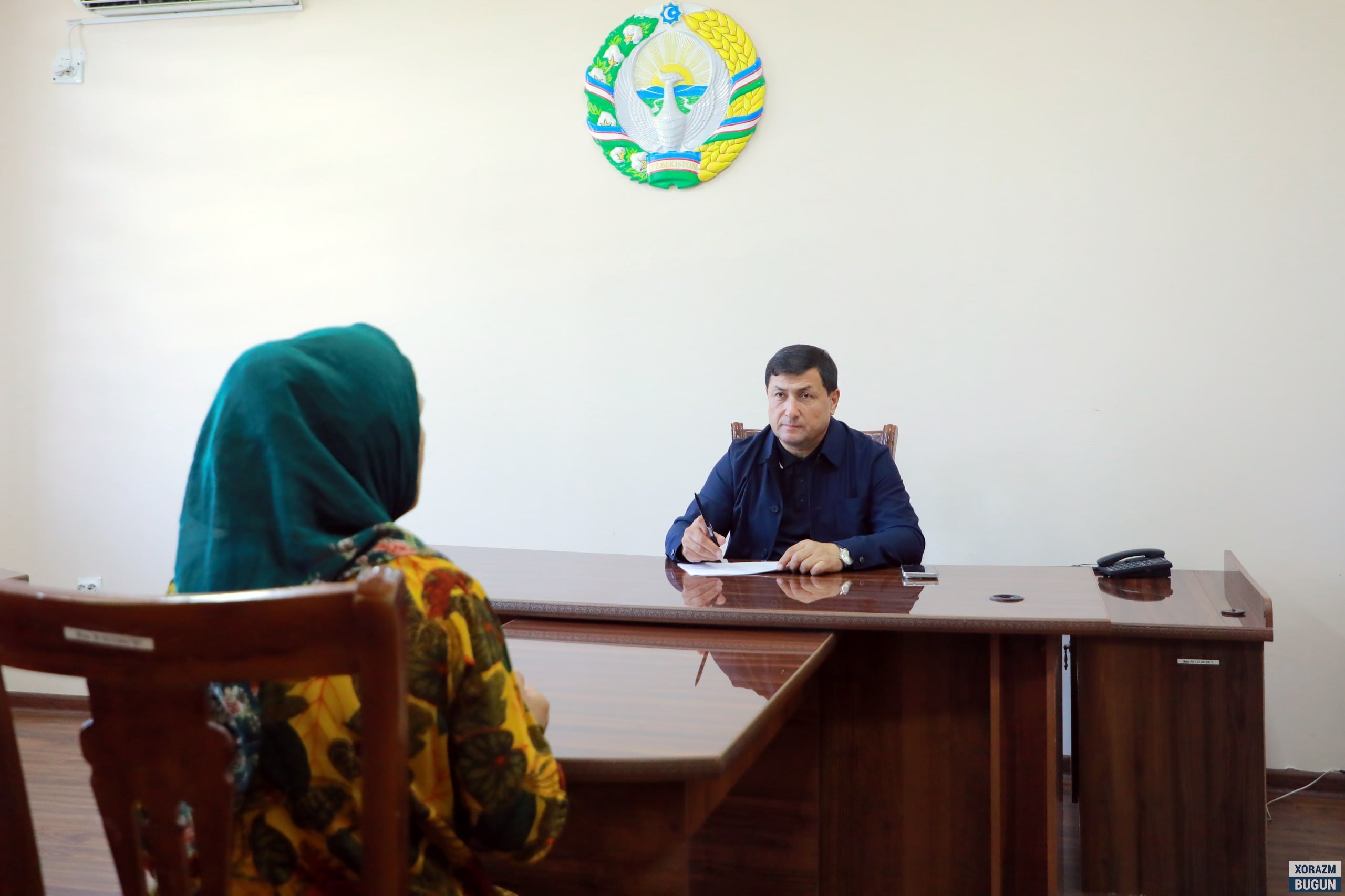 Хонқа тумани ҳокими Улуғбек Давлатов фуқаролар қабулини ўтказди
