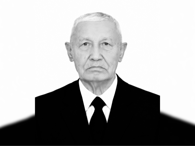 Абдулла Ориповнинг профессор акаси вафот этди