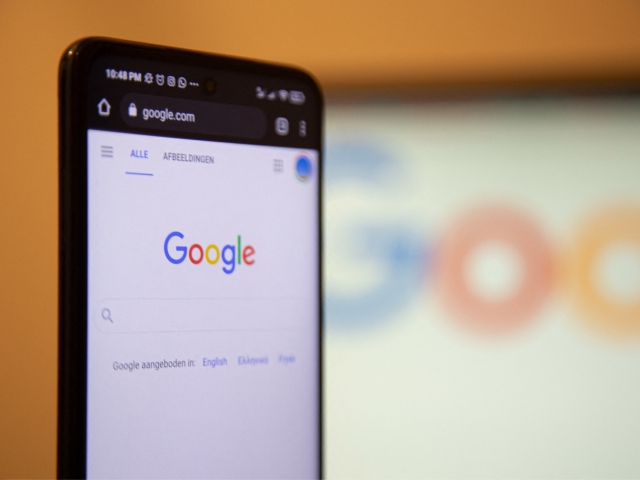 Google айрим қоидаларни ўзгартирмоқда. Нималарни билиши керак?