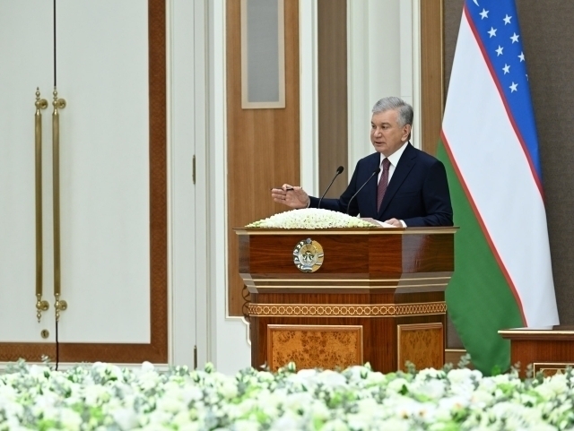 Президент банкларнинг маҳаллалардаги ишидан мутлақо норози эканини айтди