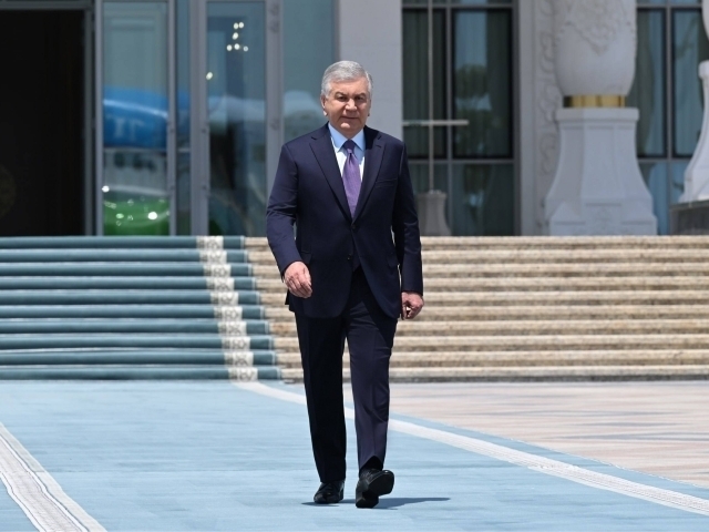 Шавкат Мирзиёев Қозоғистонга жўнаб кетди