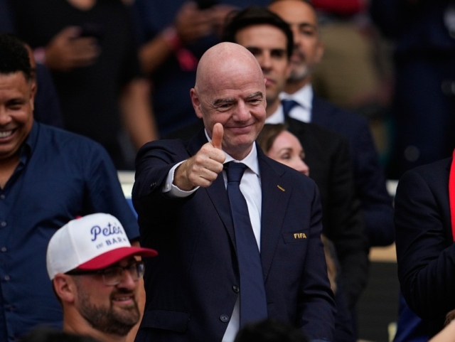 FIFA раҳбарияти фавқулодда йиғилишдан сўнг Инфантинони оқлади