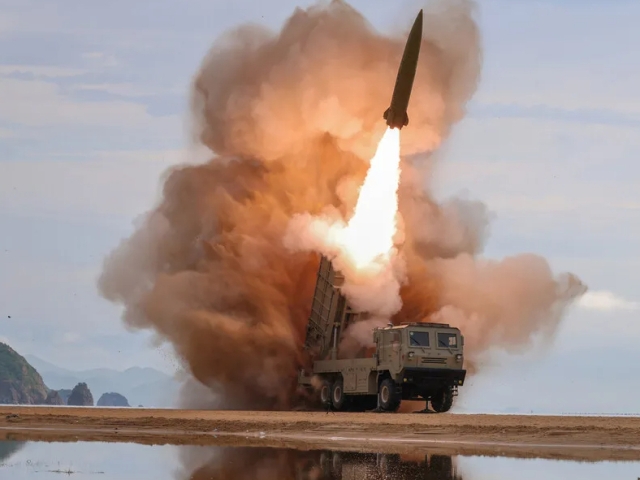Шимолий Корея денгиз томон баллистик ракета учирди