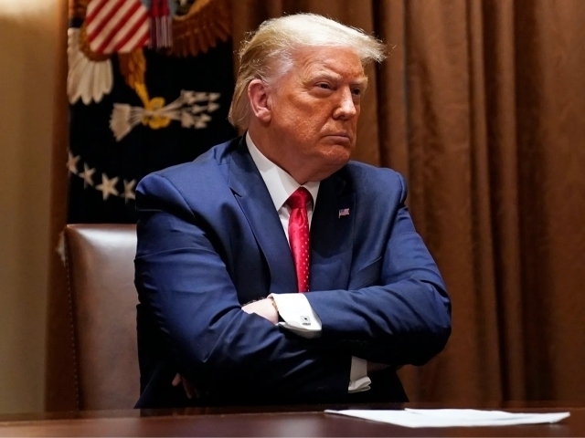 Трампнинг рейтинги президентлик давридаги энг паст даражага тушди
