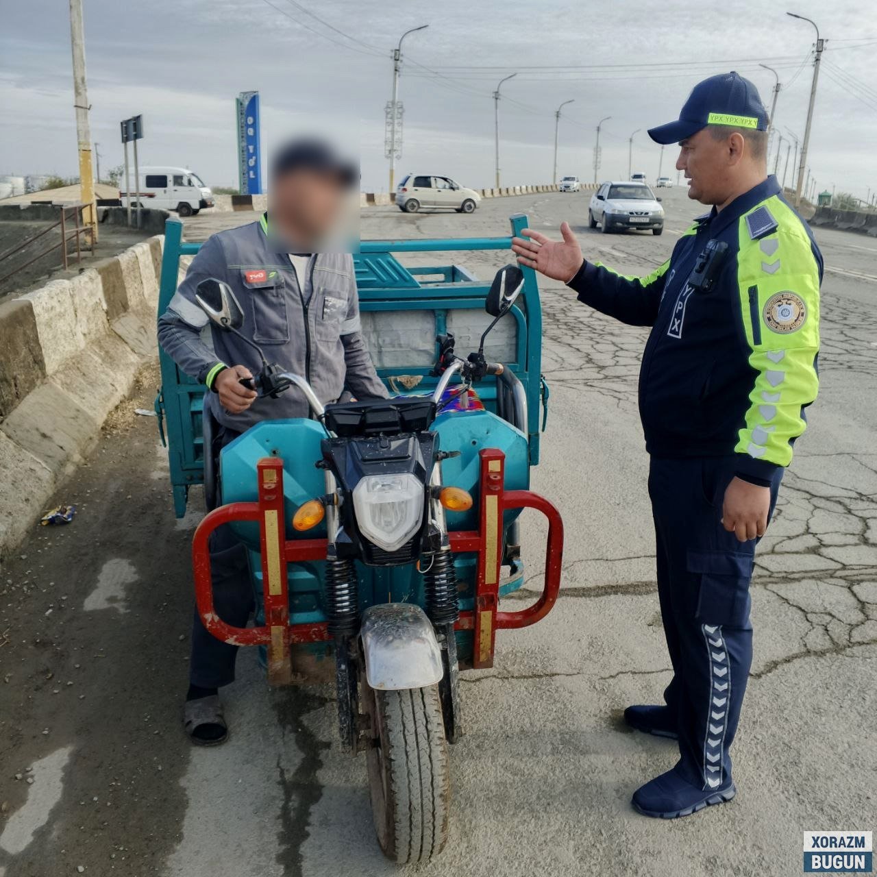 Хоразмда скутер ва мопед бошқараётганлар шлем тақиши шарт
