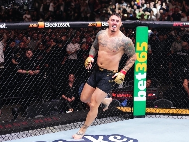 Британиялик UFC чемпиони ўз унвонидан воз кечди