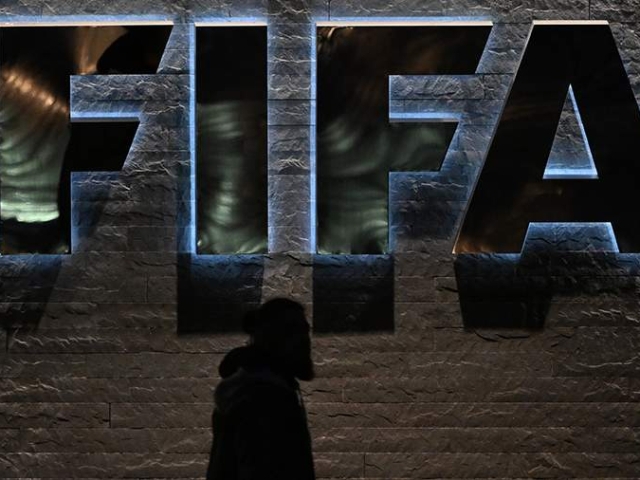FIFA футбол федерацияси 2 собиқ президентини умрбод дисквалификация қилди