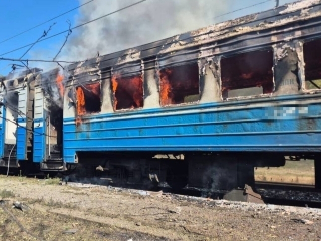 Россия Харьковдаги йўловчи поездига зарба берди