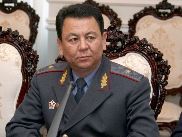 Собиқ ички ишлар вазири президентликка даъво қилди