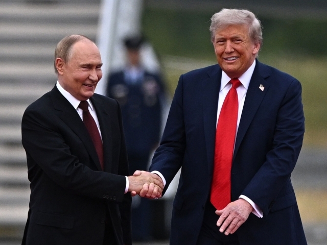 Трамп Хитойга боради. У Путин билан учрашиши мумкин