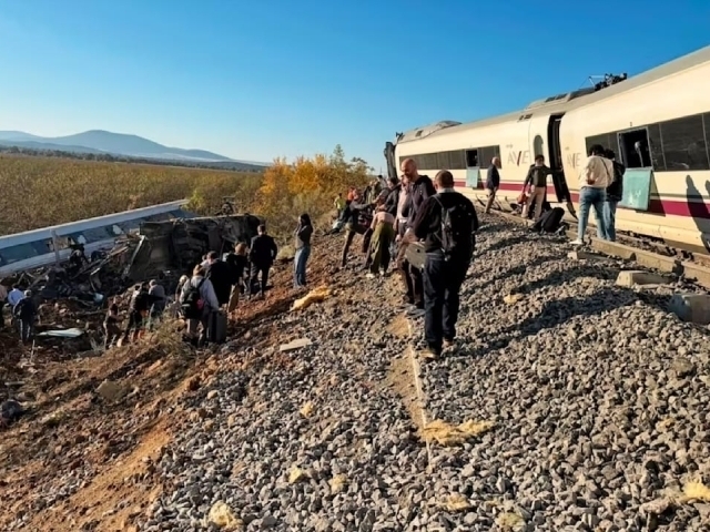 Ispaniyada poyezdlar töqnaşuvi: qurbonlar 64 kişiga yetdi