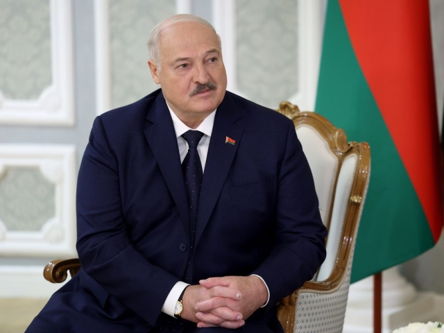 Лукашенко совет давридаги савдо тизимини тиклашни таклиф қилди