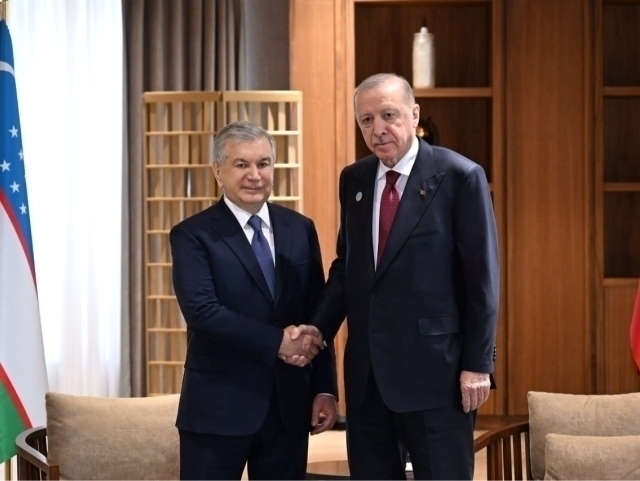 Şavkat Mirziyoyev ertaga Turkiyaga boradi