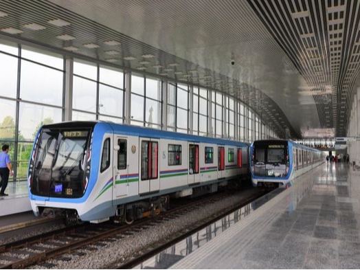 Toşkent metrosida beş vagonli poyezdlar qatnovi yölga qöyiladi
